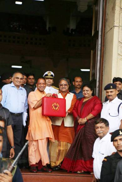 Uttar Pradesh budget Live updates, uttar pradesh budget updates, Yogi Adityanath, up budget, india news