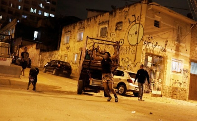 crack user, former crack addict, fabiana silva, São Paulo trash pickers, fabiana silav trash picker, drug market, south america drug market