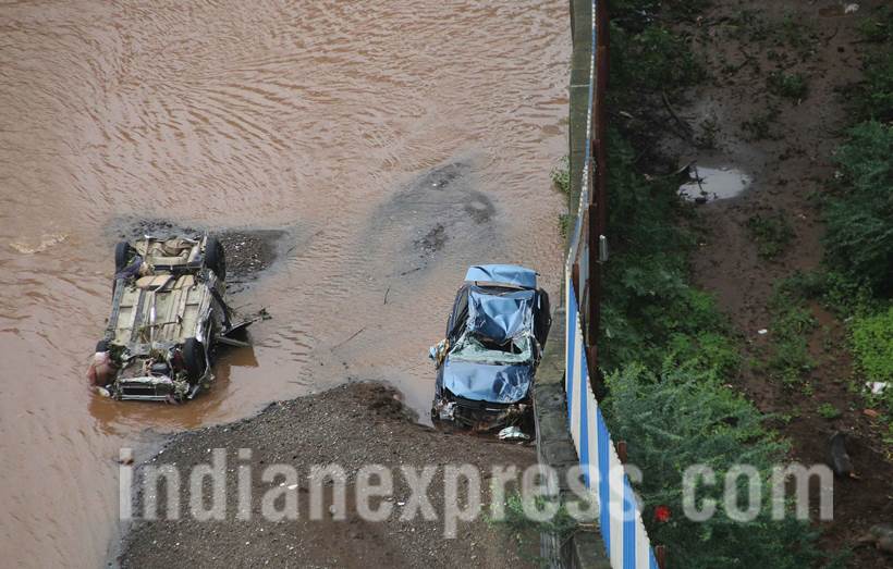 Mumbai, Mumbai rains, Mumbai rains aftermath, Mumbai after rains, Mumbai waterlogging, Maharashtra, Mumbai rains photos, Mumbai rains pictures, Mumbai photos, Indian express photos