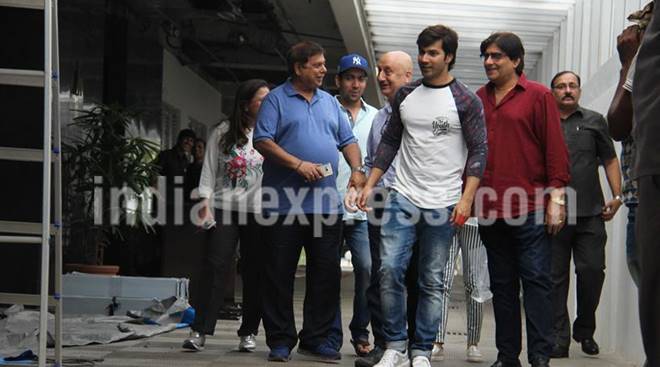 Varun Dhawan, Anupam Kher, David Dhawan, varun dhawan pics, anupam kher pics