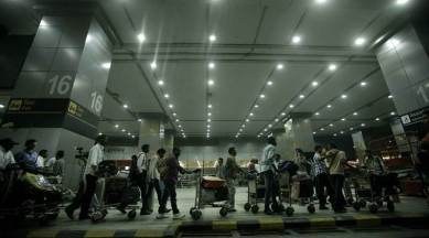 delhi airport, delhi airport theft, chinese man robbed, delhi news