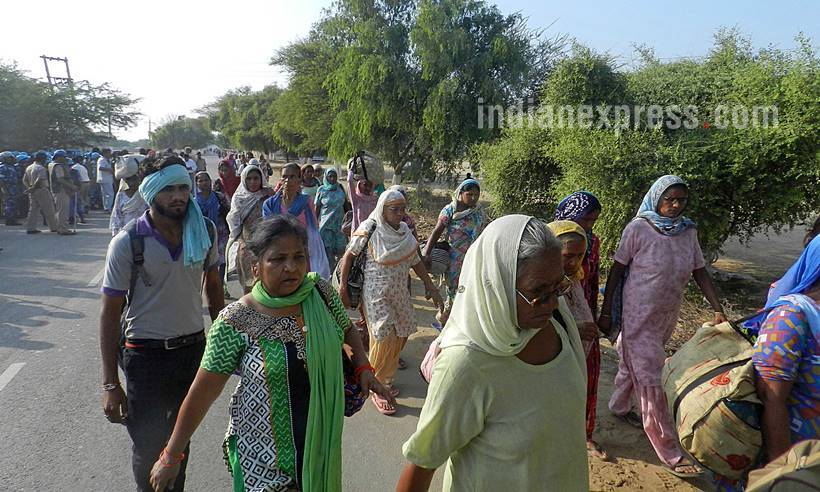 gurmeet ram rahim singh conviction, gurmeet ram rahim singh, panchkula violence, dera followers violence, dera supporters violence, dera sacha sauda, violent clashes, panchkula, punjab, haryana, sirsa, photos,panchkula violence photos, indian express news