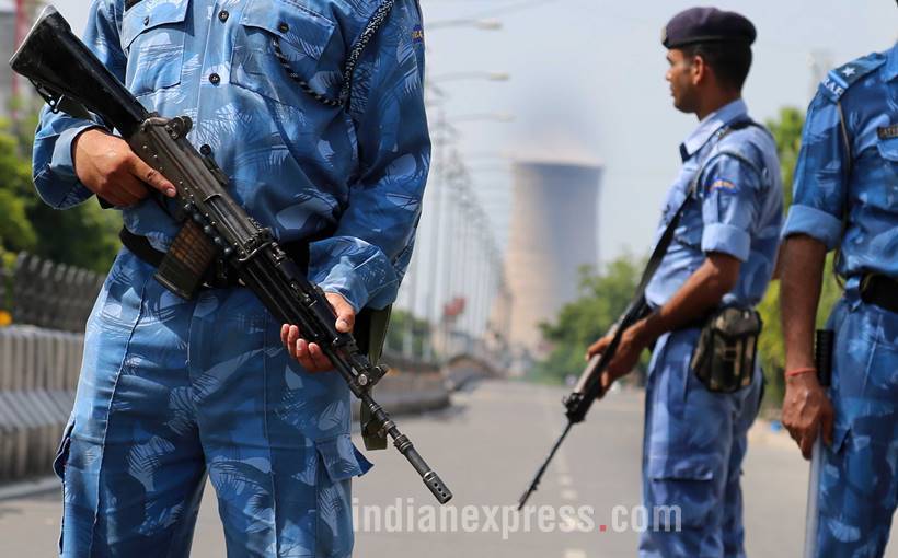 gurmeet ram rahim singh conviction, gurmeet ram rahim singh, panchkula violence, dera followers violence, dera supporters violence, dera sacha sauda, violent clashes, panchkula, punjab, haryana, sirsa, photos,panchkula violence photos, indian express news