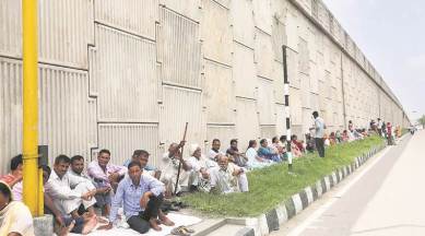 dera sacha sauda, dera followers held, dera supporters chandigarh, ut police, chandigarh police, gurmeet ram rahim singh, rape case verdict, indian express