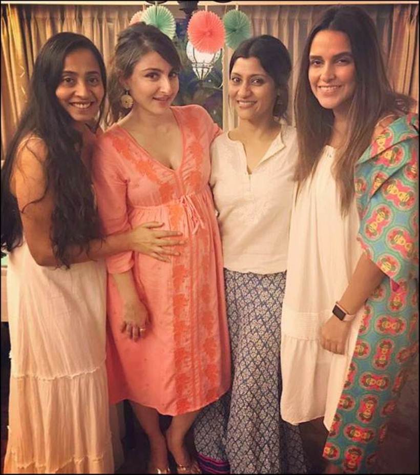 soha ali khan baby shower, neha dhupia soha ali khan baby shower, konkona soha baby shower, soha ali khan baby shower photos