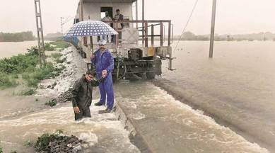 floods, flooding, Bengaluru floods, guwahati floods, Chennai Srinagar floods, Delhi floods, Gurgaon floods, explained news