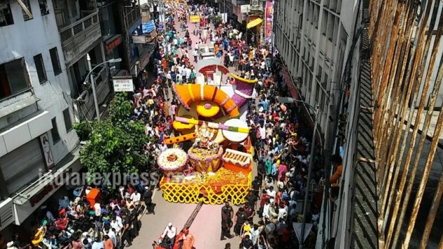 Ganesh Chaturthi, Ganpati Visarjan, Visaran photos, Ganpati idols