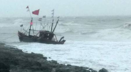 Gujarat coast, fishermen rescued, gujarat rescue operation, indian express news, india news