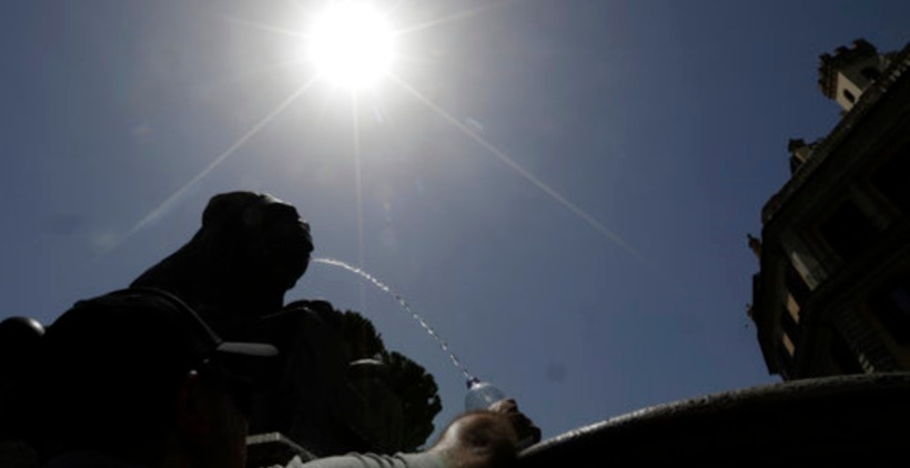 europe heat wave, heat wave europe, romania, italy, heat temprature europe, europe, europe summer, europe weather, latest news, indian express