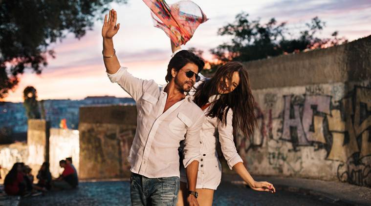 Jab Harry Met Sejal song Phurrr teaser: Shah Rukh Khan and Anushka Sharma's bhangra number sets you free. Watch video | Entertainment News,The Indian Express