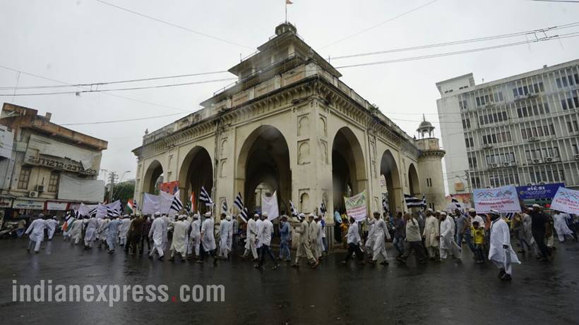 independence day 2017, independence day pics, independence day celebrations, 15th august, august 15 pics, independence day rehearsal pics, i day photos, independence day dress rehearsals, independence day madrasas, independence day gujarat, indian express