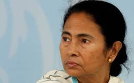 mamata 4 Darjeeling, Darjeeling unrest, mamata banerjee, Gorkhaland, Gorkhaland protest, Darjeeling agitation, Darjeeling protest, GJM, GJM agitation, mamata peace meeting, GJM peace meeting, bimal gurung, mann ghising, tamang, indian express news, india news