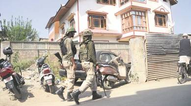 CRPF, union home ministry, MHA, crpf security, naveed jatt, shms hospital, OPD, srinagar central jail, crpf prison security, srinagar attack