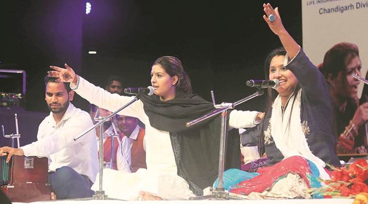 Nooran sisters Chandigarh performance, Nooran Sisters, LIC Chandigarh, Dama Dam Mast Qalander, Chandigarh news, Indian Express News