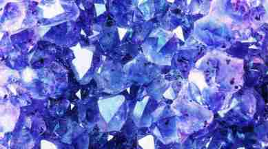 Crystalline material, perovskite crystals, King Abdullah University of Science and Technology, light harvesting, photostriction, Raman spectroscopy, technique calibration, optoelectronic device, light-controlled devices, photovoltaic effect