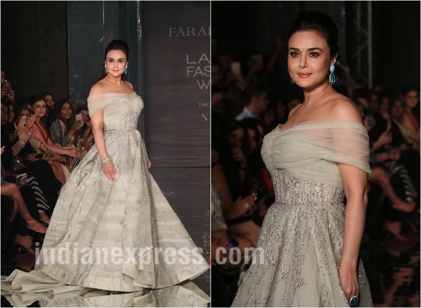 lakme fashion week, Preity Zinta, falguni and shane peacock, lakme fashion week winter/festive, lfw w/f 2017, lakme fahion week celebs, bollywood celebrities lakme fahion week, lfw book actors, fashion news, falguni and shane peacock, fashion news, lifestyle news, indian express, lakme fashion week photos, preity zinta photos