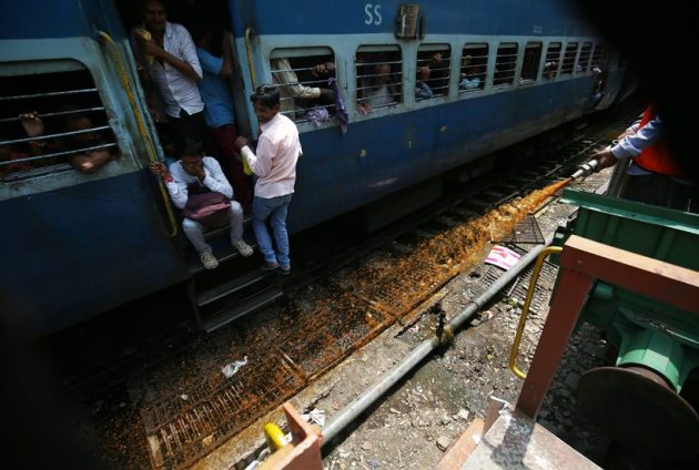 Special train deployed to tackle mosquito menace in Delhi | Picture ...