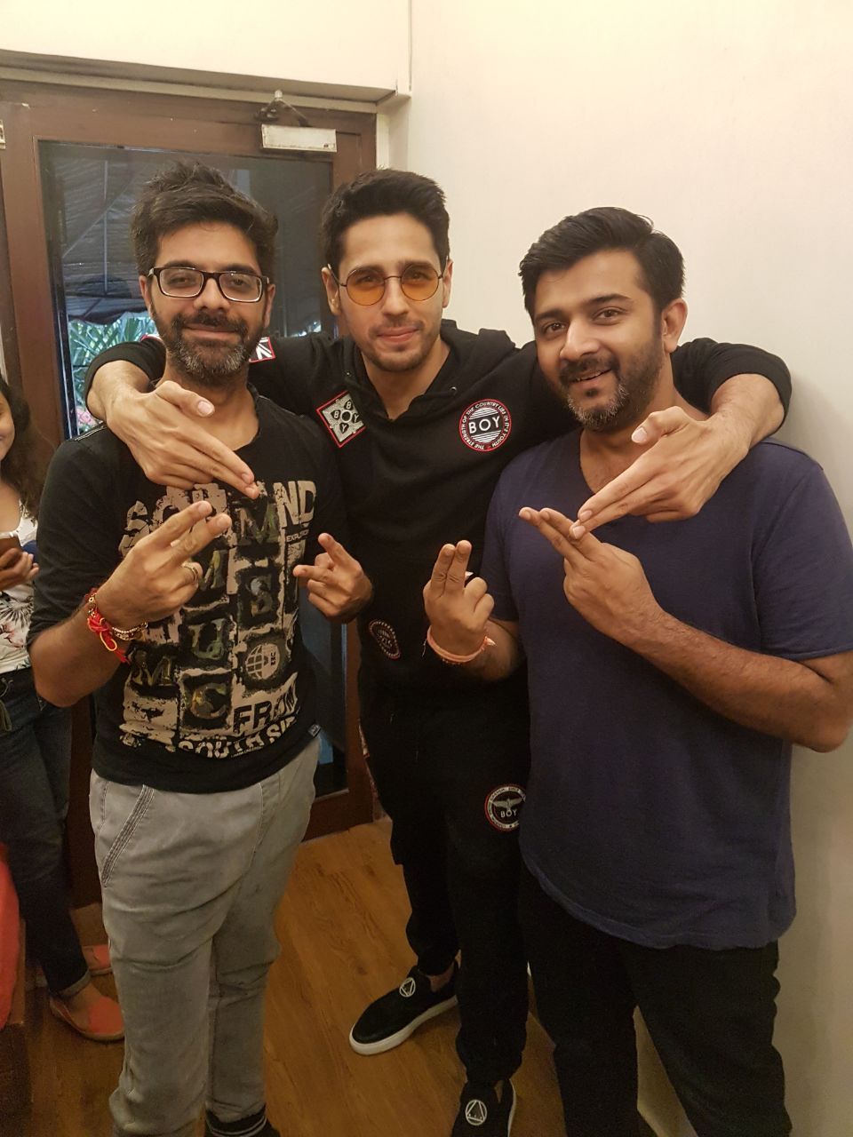 Sidharth Malhotra, A Gentleman, Sidharth Malhotra raps, Sidharth Malhotra A Gentleman, Sidharth Malhotra Bandook meri Laila, A Gentleman new song