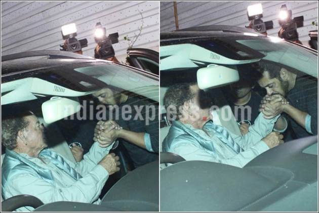 salman khan salim khan images, salman love salim khan, salman khan family images, artbnaaz khan birthday images