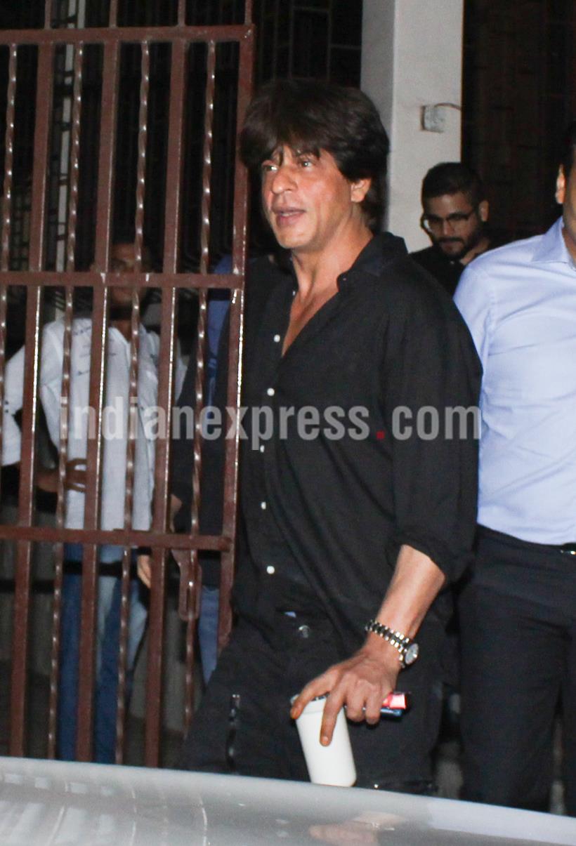 shah rukh khan, shah rukh khan photos,shah rukh khan images, shah rukh khan pics, shah rukh khan pictures