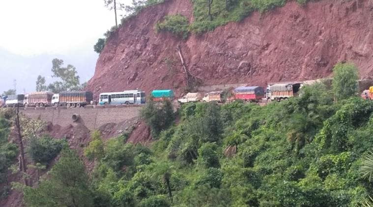 shimla landslide, landslide in shimla, himachal pradesh, chandigarh shimla highway, dhalli tunnel, himachal landslide, indian express