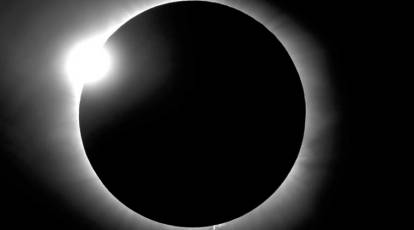 Total Solar Eclipse 2017 What You'll See During The 2017 Total Solar