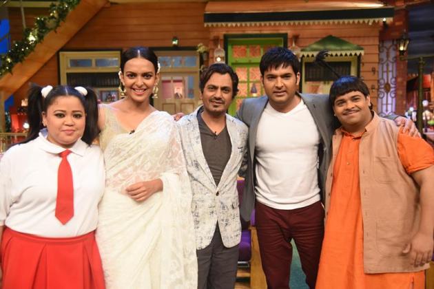 Nawazuddin Siddiqui, Bidita Bag have a gala time on The Kapil Sharma ...