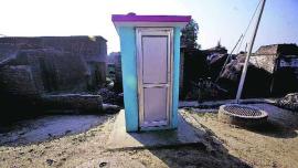 toilet unique id, edmc, north mdc, municipal corporation of delhi, wdmc, sdmc, dirty toilet complaint, indian express