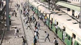 EMU Train, Old Faridabad Railway Station, Passengers At Old Faridabad Railway Station, Crowded EMU Train At Old Faridabad Railway Station, Old Faridabad Railway Station, India News, Indian Express, Indian Express News
