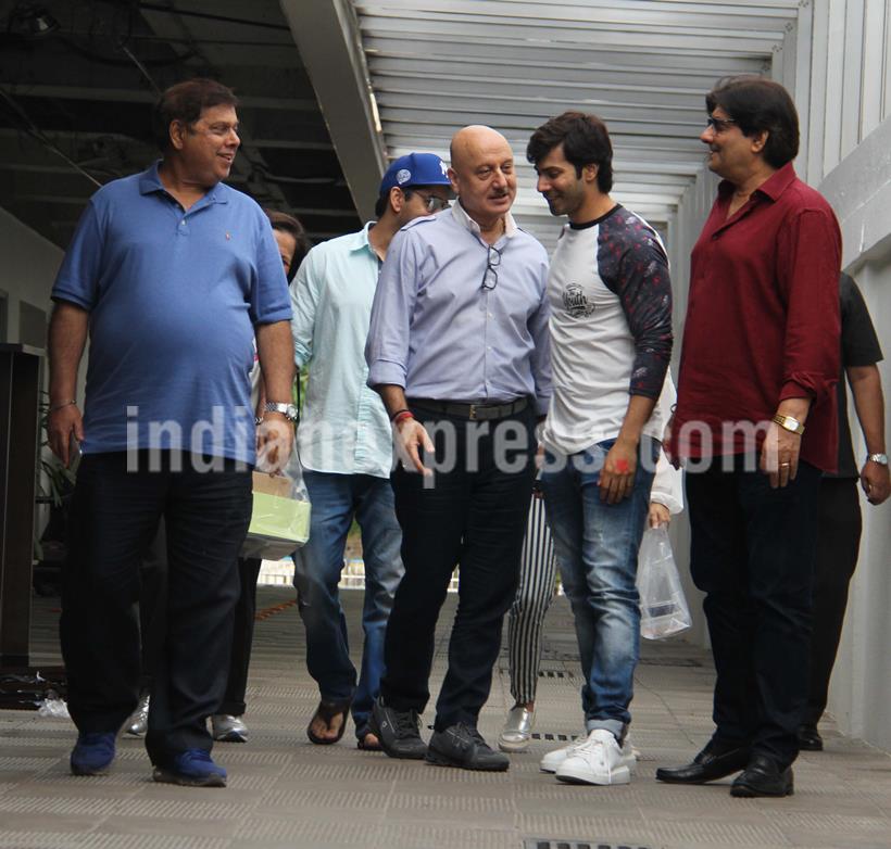 Varun Dhawan, Anupam Kher, David Dhawan, varun dhawan pics, anupam kher pics