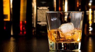 why we drink whisky with water, whisky water why, best add on to whisky
