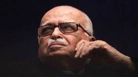 L K Advani, Gujarat Assembly elections, Gujarat BJP campaign, Rahul Gandhi, Congress, Shashi Tharoor, Jairam Ramesh