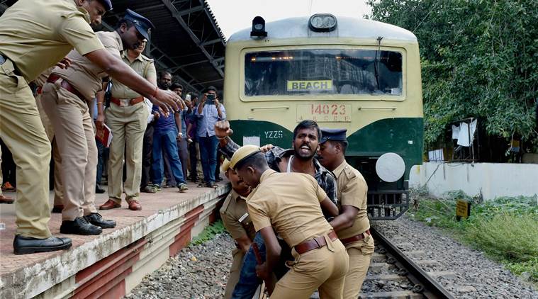 Anitha suicide, Dalit girl suicide, NEET, MBBS aspirant death, who is anitha, National Eligibility and Entrance Test, Tamil Nadu, Dalits, Anitha photo, AIADMK, DMK, india news, indian express