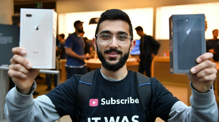 Apple, Apple iPhone 8, iPhone 8 sales, Apple iPhone 8 Plus vs iPhone X, iPhone X sale date, Apple iPhone X price, Apple iPhone 8 price in India