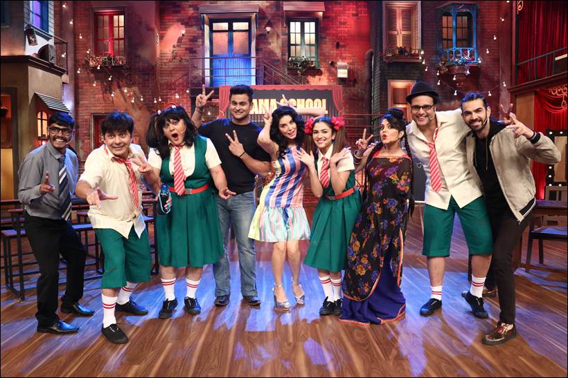 sunny leone funny photos, sunny leone the drama company photos, krushna abhishek, drama company cast