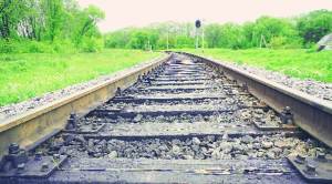From gravel below the tracks, reading the signs of derailment risk