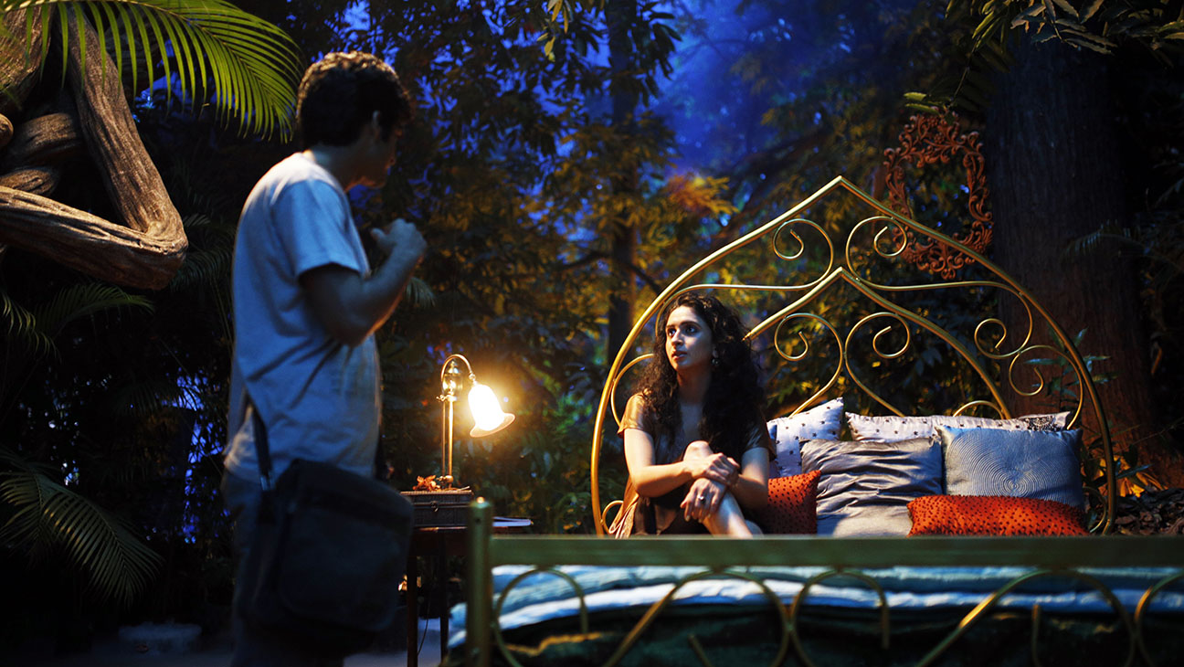 CRD movie review, CRD review, CRD movie, CRD, CRD film, Vinay Sharma, Saurabh Saraswat, Mrinmayee Godbole, CRD images