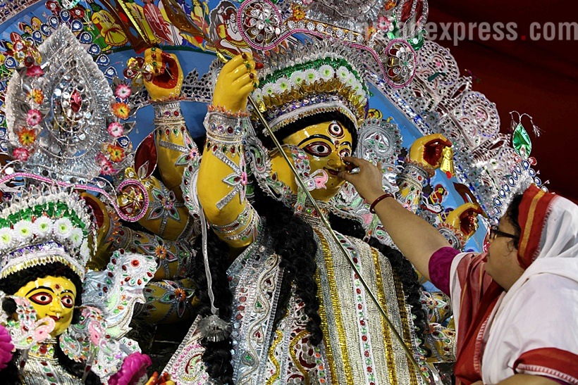 durga puja, durga puja 2017, kolkata durga puja, durga puja themes, durga puja unique theme, 2017 durga puja photos, bengal durga puja photos, durga pujo images, durga puja celebrations,