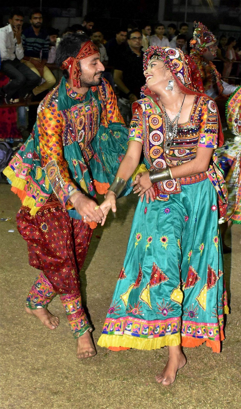 Dandiya stick Dance | Hangon Images