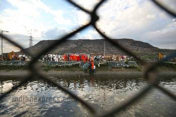 Ghazipur landfill collapse: A month on, pile of garbage strewn across road  unnerves residents