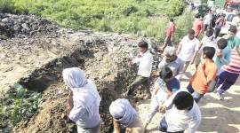 Rani Khera, Garbage dumping site, garbage dump, Garbage, Garbage mounds of delhi, Ghazipur, Arvind Kejriwal, LG, Indian Express