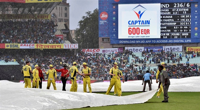 india vs australia, ind vs aus, kuldeep yadav hat-trick, india vs australia kolkata,
