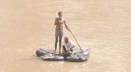 india post, indian postal system, postman, mirzapur postman, sonbhadra postman, dak seva, gramin dak seva, mumbai postman, uttar pradesh, undelivered mails, postman shortage, indian government