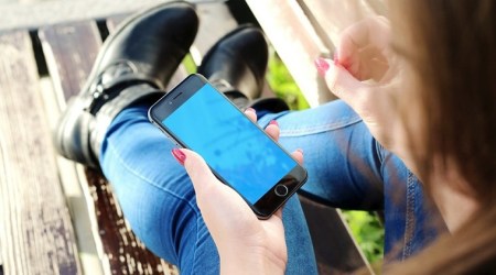 smartphone, depression, mental illness, cure depression, causes of depression, prevent depression, Australia's National Institute Complementary Medicine, research, mental illness research, indian express, indian express news