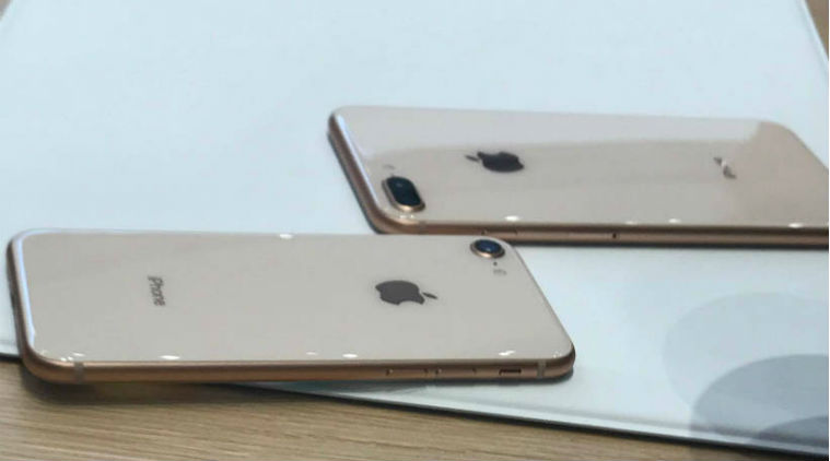 iPhone X, Apple, iPhone 8, Apple iPhone X price in India, Apple iPhone 8 price in India