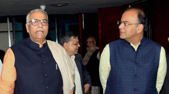 Yashwant Sinha, Sinha and GST, Sinha targets Jaitley