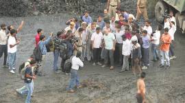 ghazipur landfill deaths, ghazipur landfill, ghazipur dumping ground, ghaziabad dumping ground, delhi dumping ground, ghazipur landfill death toll, ghazipur landfill drowning, arvind kejriwal, aap, delhi news, india news