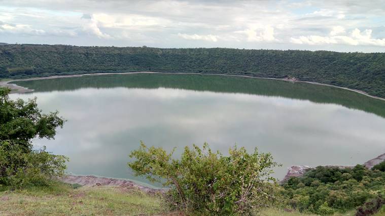 Lonar lake, mumbai