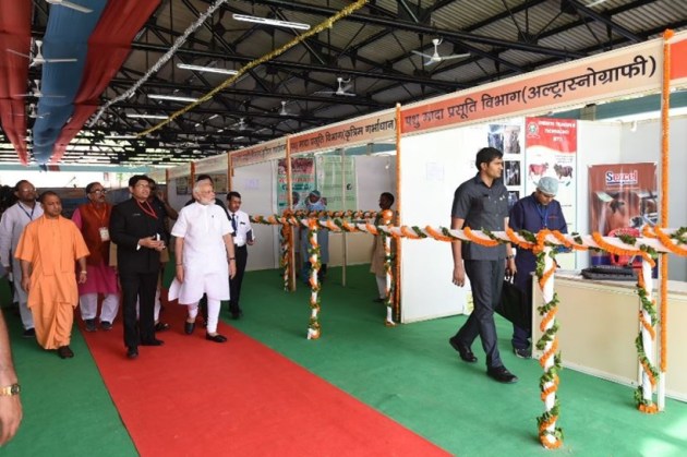 Narendra Modi, PM Narendra Modi, PM Modi in Varanasi, modi in varanasi, farmeres rally in varanasi, modi news, india news