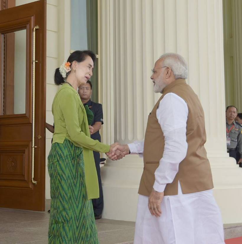 Narendra modi, PM Modi in myanmar, modi aung photos, modi myanmar photos, modi myanmar visit, Aung San Suu Kyi, Myanmar’s State Counsellor, indian express, latest photos